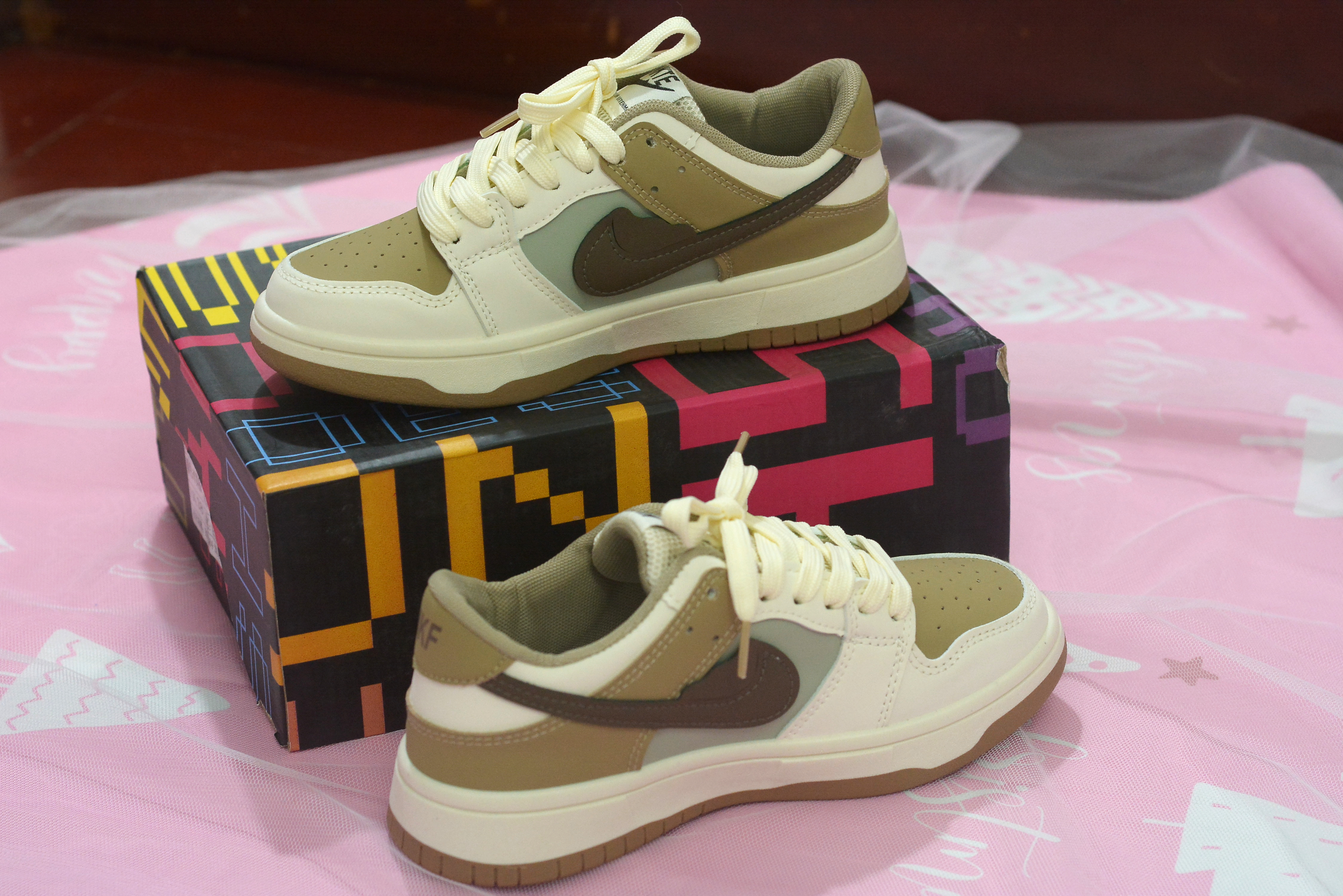 Sale Off 36% - Giày Sneaker cho nam - nữ