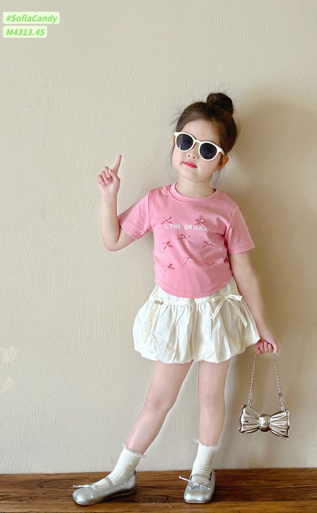 [Từ 1 đến 12 tuổi] Sét áo cotton hồng đính nơ mix chân váy ngắn tơ nhăn mềm (có quần) bé gái đến 45kg