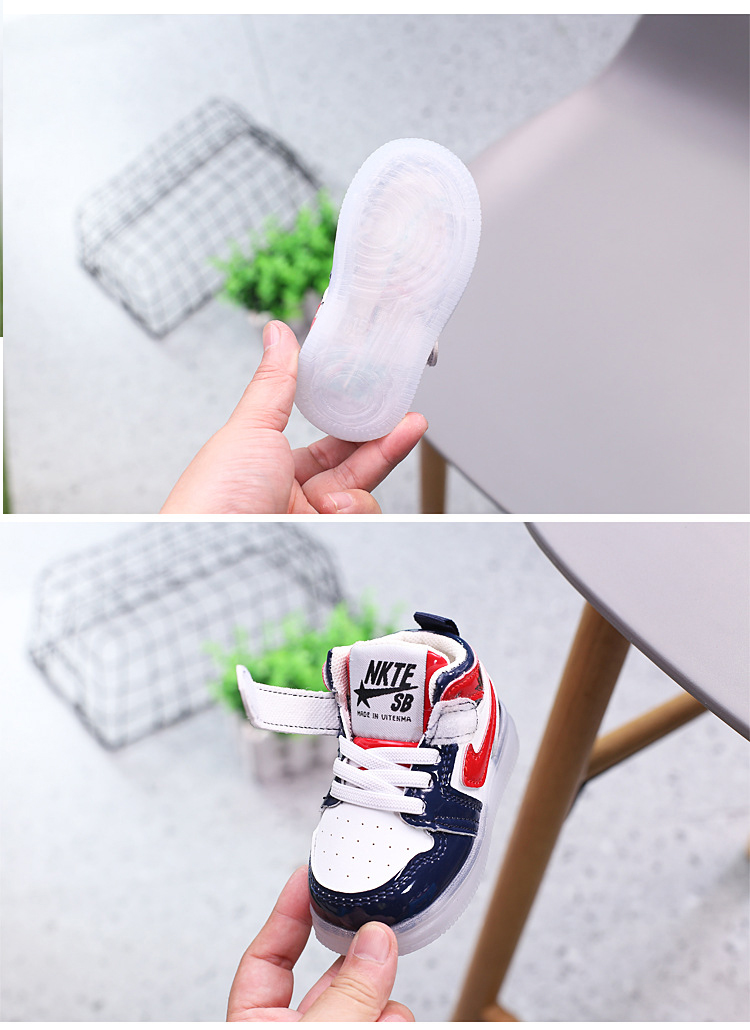 Giày cho bé phong cách dễ thương – GTE9119