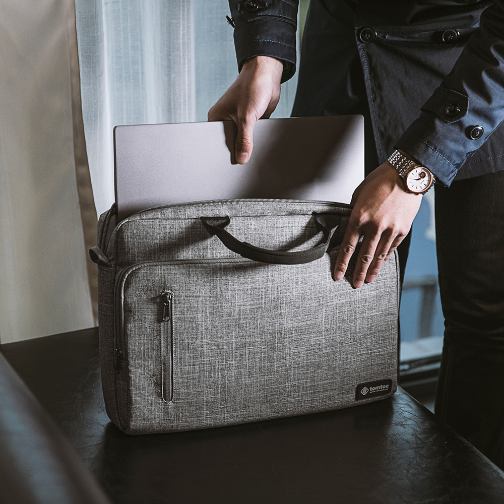 TÚI XÁCH TOMTOC A50 BRIEFCASE FOR MACBOOK, ULTRABOOK, SURFACE, LAPTOP 13.3''