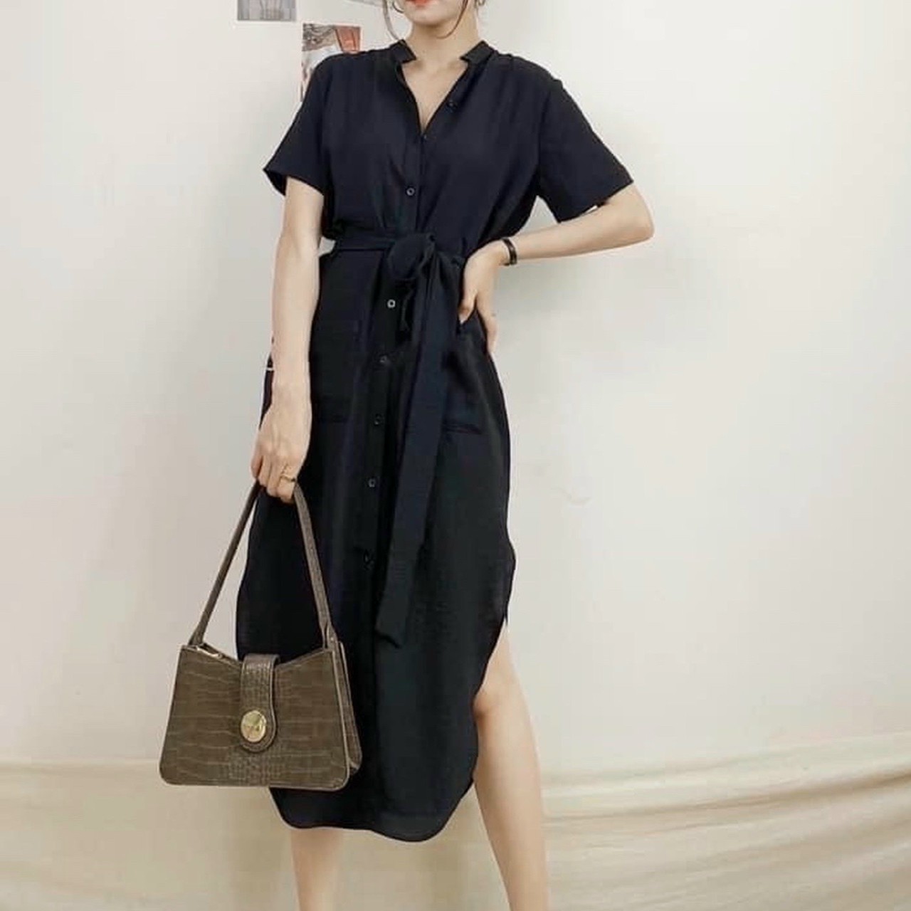 Đầm sm cổ trụ tà tròn 2 màu