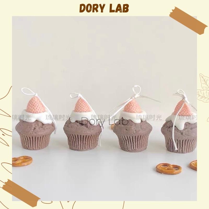 Nến Thơm Decor Bánh Muffin Dâu Tây Handmade Tinh Dầu Thiên Nhiên, Phụ Kiện Chụp Ảnh - Dory Lab