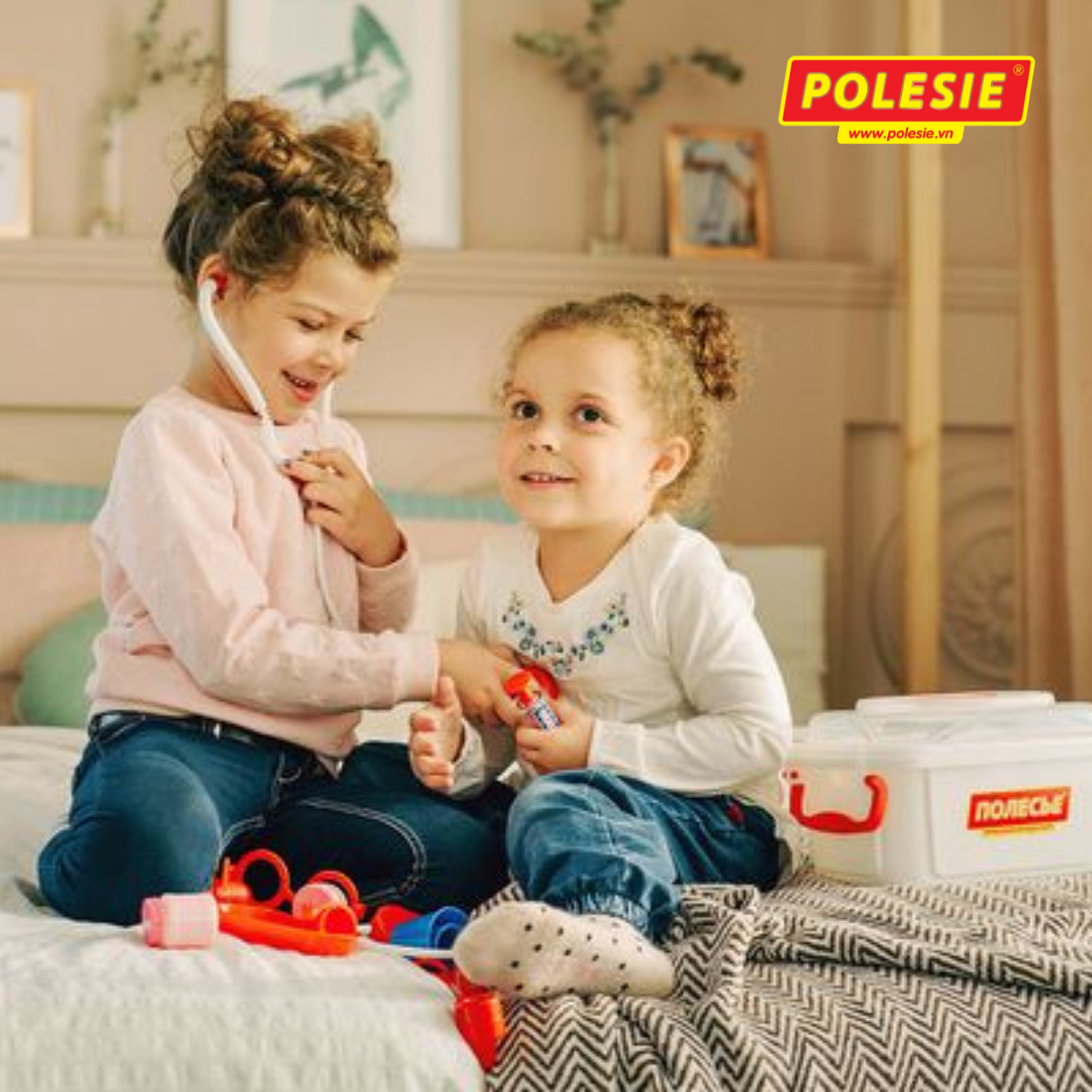Bộ Đồ Chơi Bác Sĩ Cho Bé Polesie 56559 Kích Thích Tinh Thần Sáng Tạo, An Toàn, Thông Minh, Giáo Dục