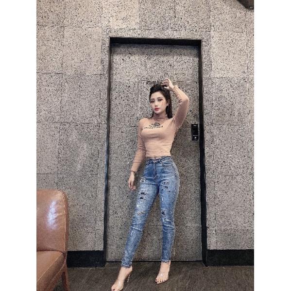 Quần Jean Nữ Thêu Chữ Lưng Cao Phong Cách