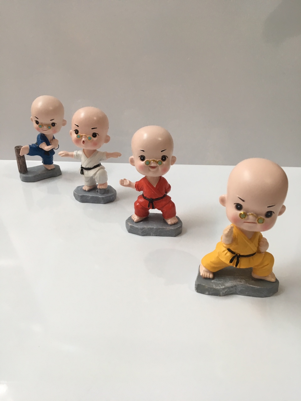 Bộ tượng 4 chú tiểu học võ - đầu lắc lư