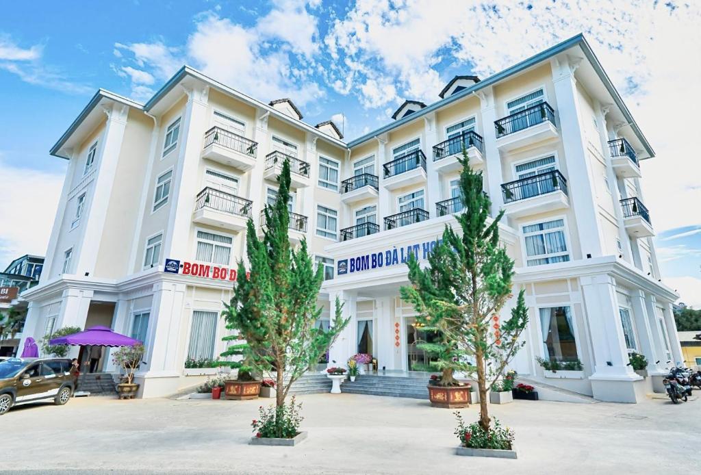 [EVoucher Vietravel Hà Nội] Combo 4N3D KS Bombo Hotel Đà Lạt 3 Sao: VMB khứ hồi Hà Nội - Đà Lạt + Phòng Tiêu Chuẩn + Ăn sáng