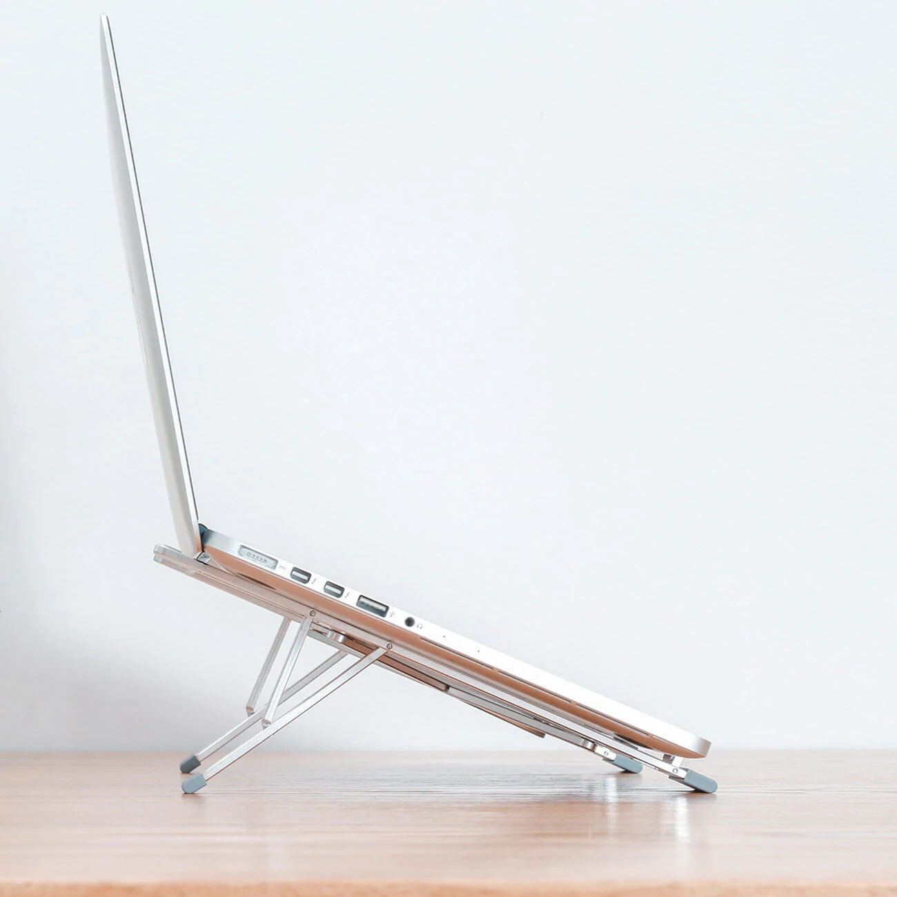 GIÁ ĐỠ TẢN NHIỆT HYPERSTAND FOLDING ALUMIUM FOR MACBOOK/LAPTOP/IPAD – Hàng Chính Hãng