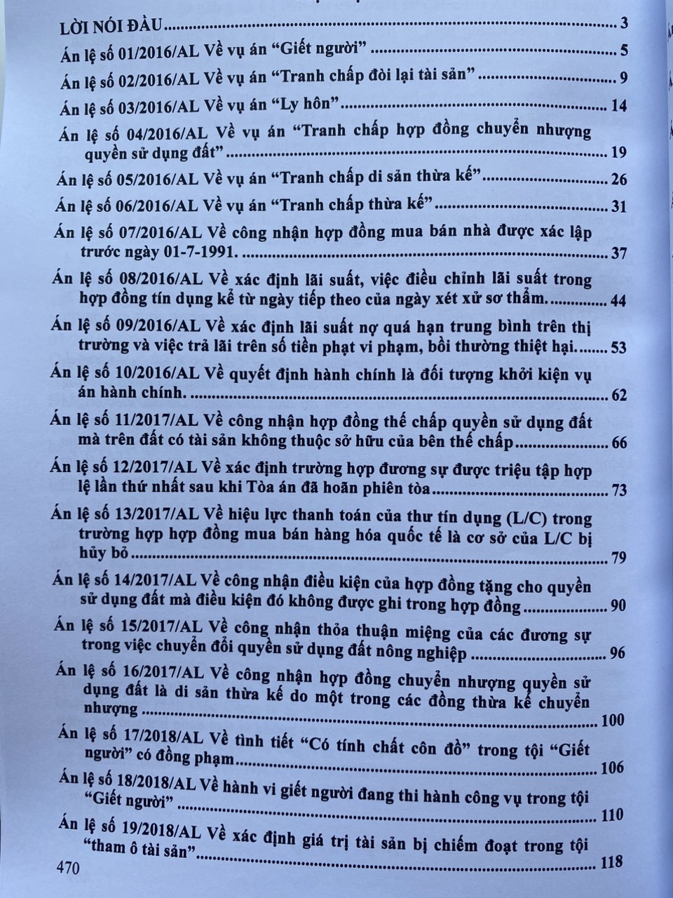 Sách - Hệ Thống 70 Án Lệ Đã Được Hội Đồng Thẩm Phán Toà Án Nhân Dân Tối Cao  Thông  Qua