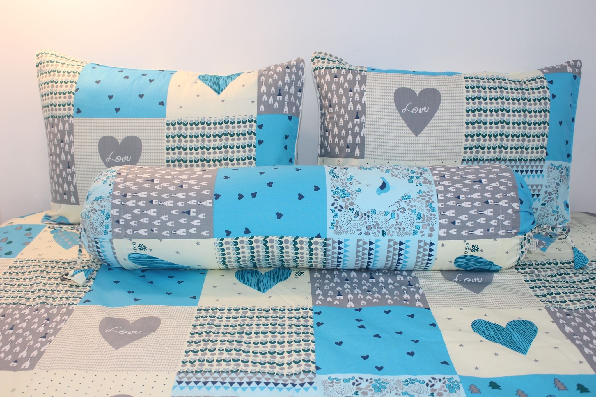 Bộ drap gối KHA LY - 100% cotton thiên nhiên - Ô Vuông Tim Xanh - VN243