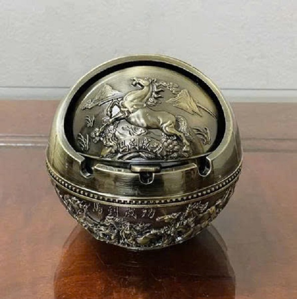 [KoSuyTu] GẠT TÀN TRÒN - Chất Liệu Hợp Kim Cao Cấp Ko Gỉ 10 x 9 CM - Có Nắp Đậy Sạch Sẽ – Thiết Kế Sang Trọng, Tinh Tế, Bền Đẹp Và Tiện Dụng