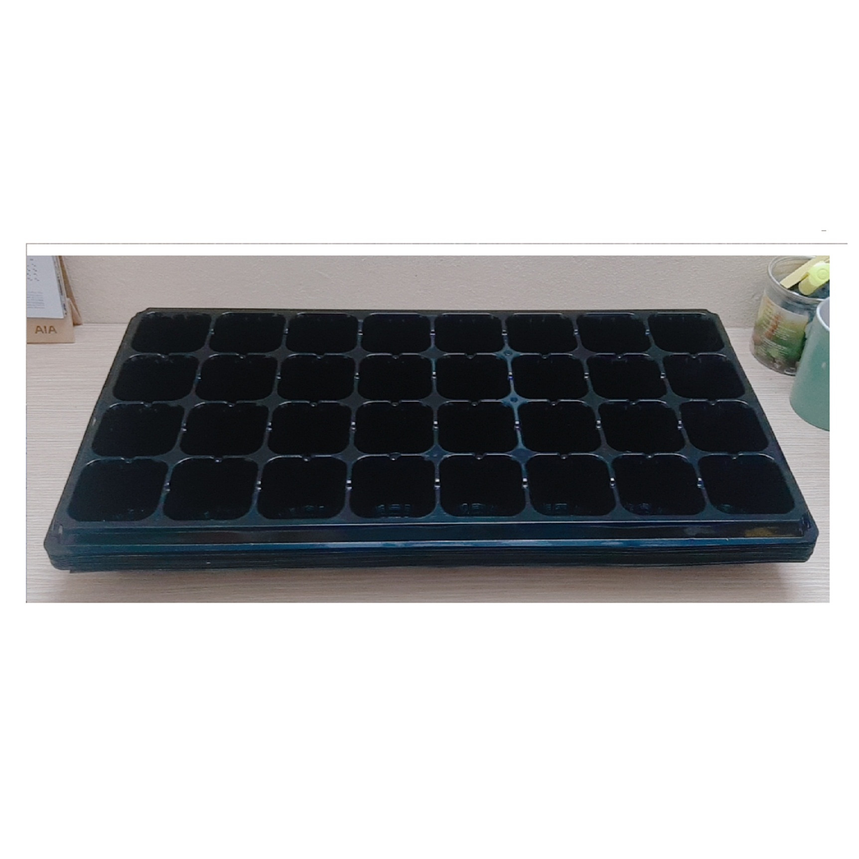 10 Khay Nhựa PVC 24 Lỗ Ươm Cây Tiện Lợi, Dễ Sử Dụng, Tích Kiệm Diện Tích - Khay nhựa ươm cây 24 lỗ!