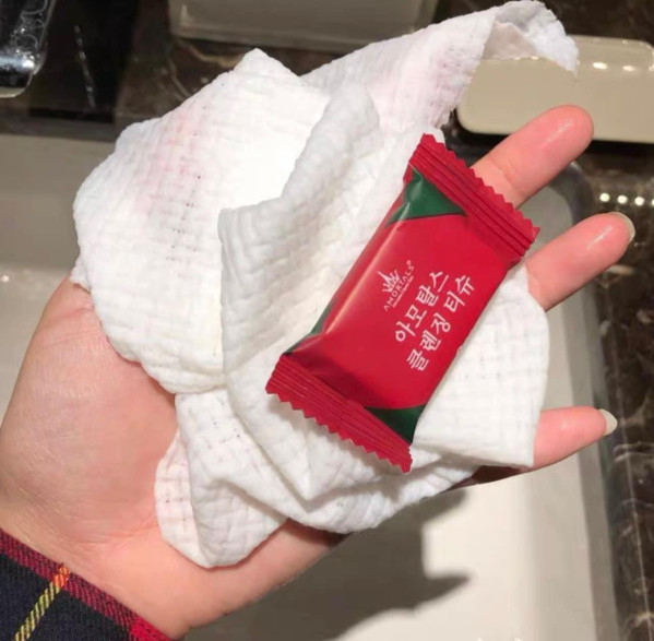 Khăn nén lưới nhỏ không dệt dùng một lần để rửa mặt nhẹ nhàng và không gây khó chịu tiện lợi mang đi du lịch- ssshop phụ kiện