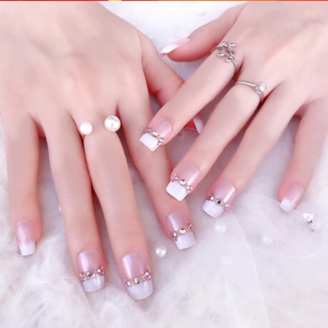 Bộ 24 móng tay giả kèm keo + miếng dán móng sdt liên hệ 0328680807