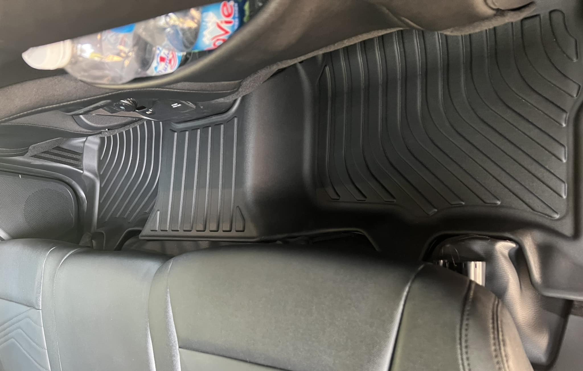 Thảm lót sàn xe ô tô Ford Everest 2022+  Nhãn hiệu Macsim chất liệu nhựa TPE cao cấp màu đen