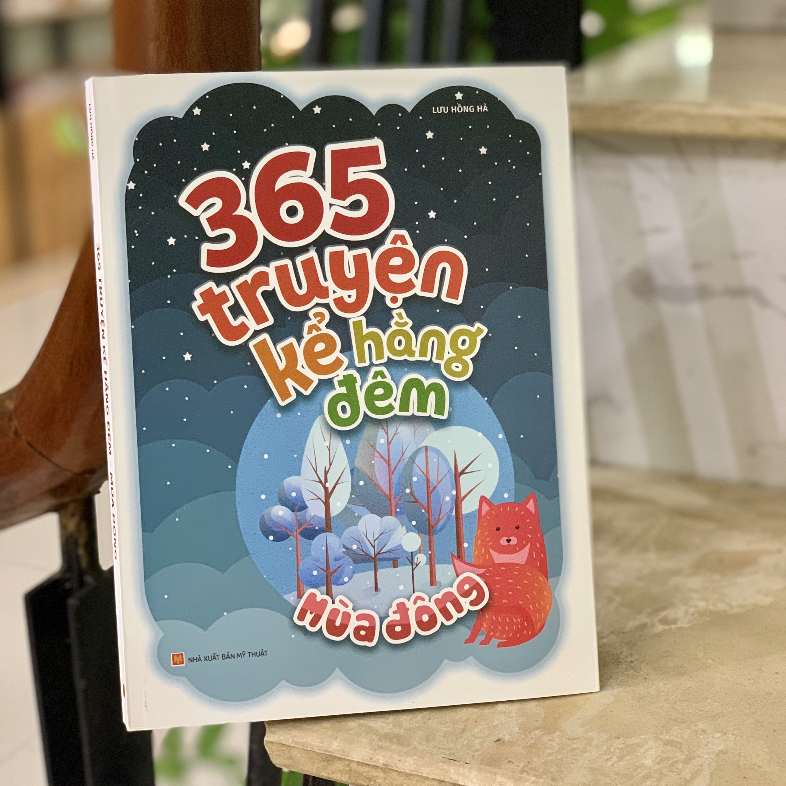 Sách: 365 Truyện Kể Hằng Đêm - Mùa Đông