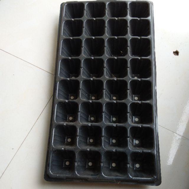 Vỉ ươm hạt - đa dạng kích thước lỗ từ 21-32-50-72-98-105-128-200 lỗ