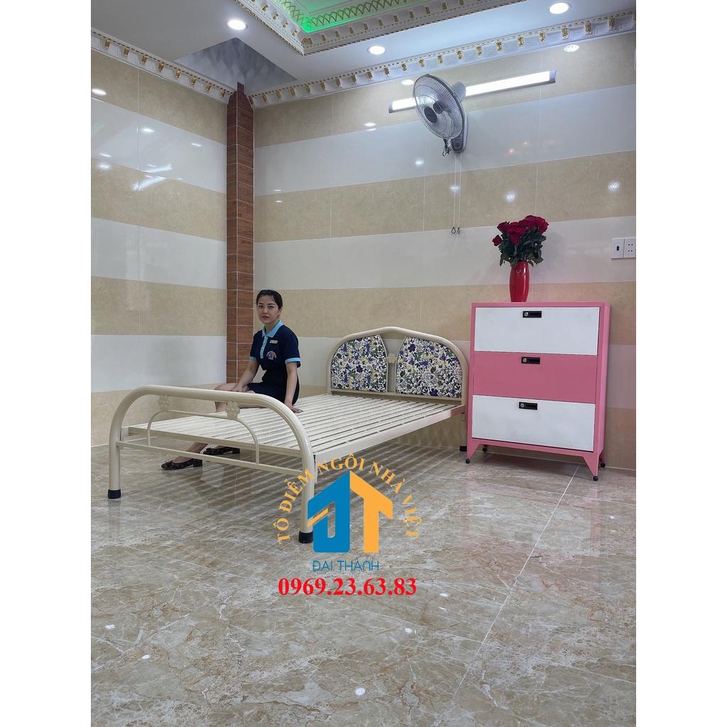 Giường sắt Đại Thành 2 người nằm