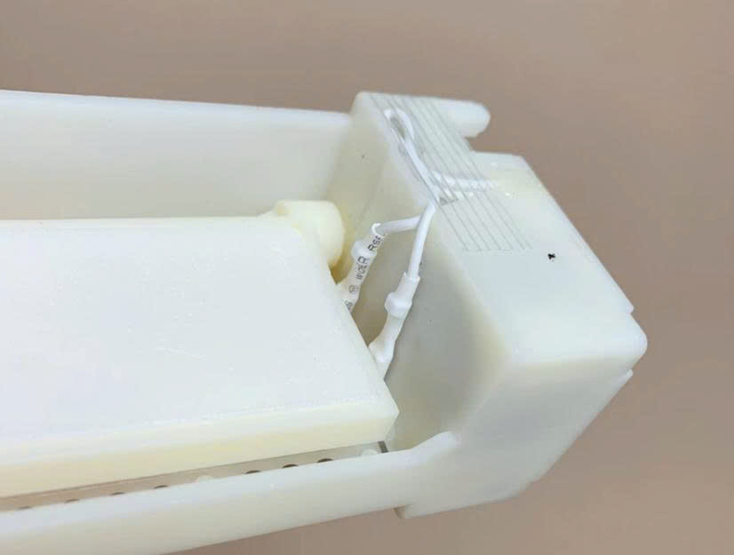 DAMPER CỬA GIÓ TỦ LẠNH TOSHIBA SIDE BY SIDE GR-RS600/RS755/RS775/ RS780/RF669/RF670…HÀNG CHÍNH HÃNG