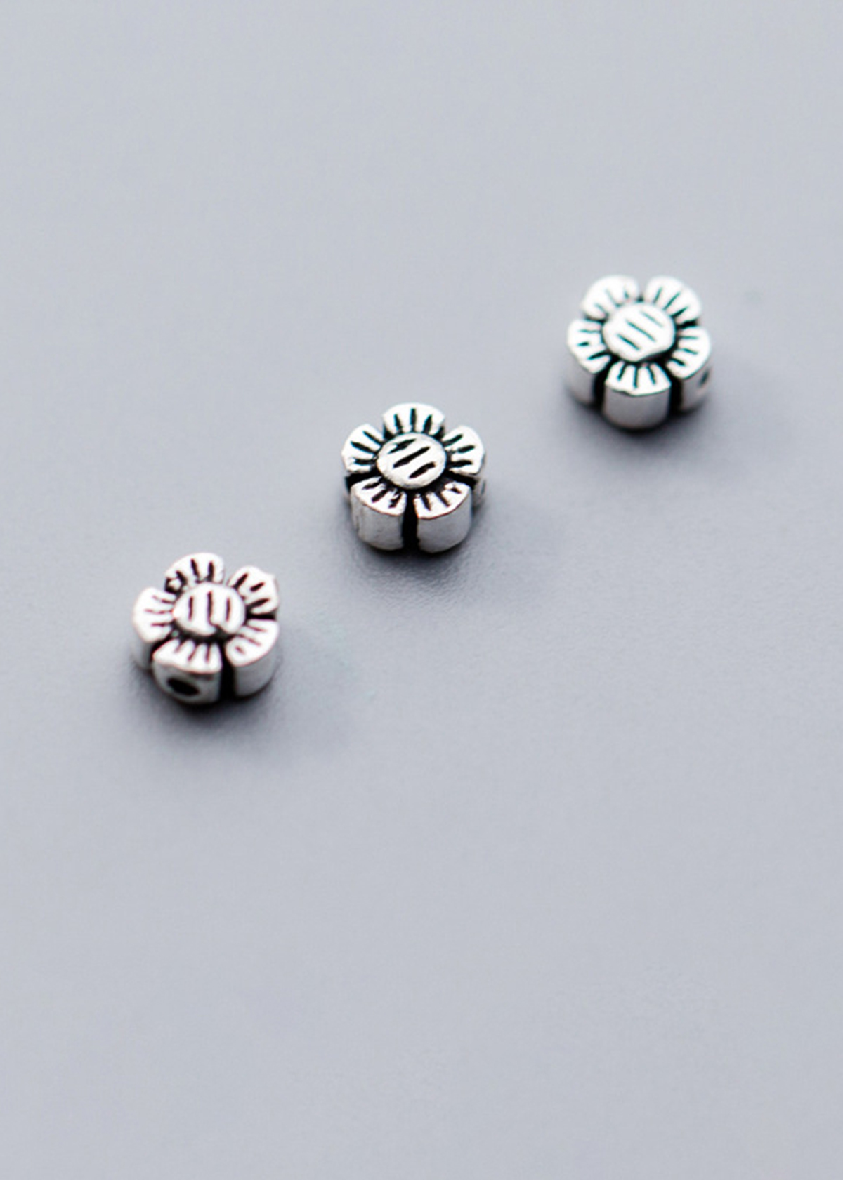 Combo 8 cái charm bạc chặn hạt hình hoa 5 cánh - Ngọc Quý Gemstones