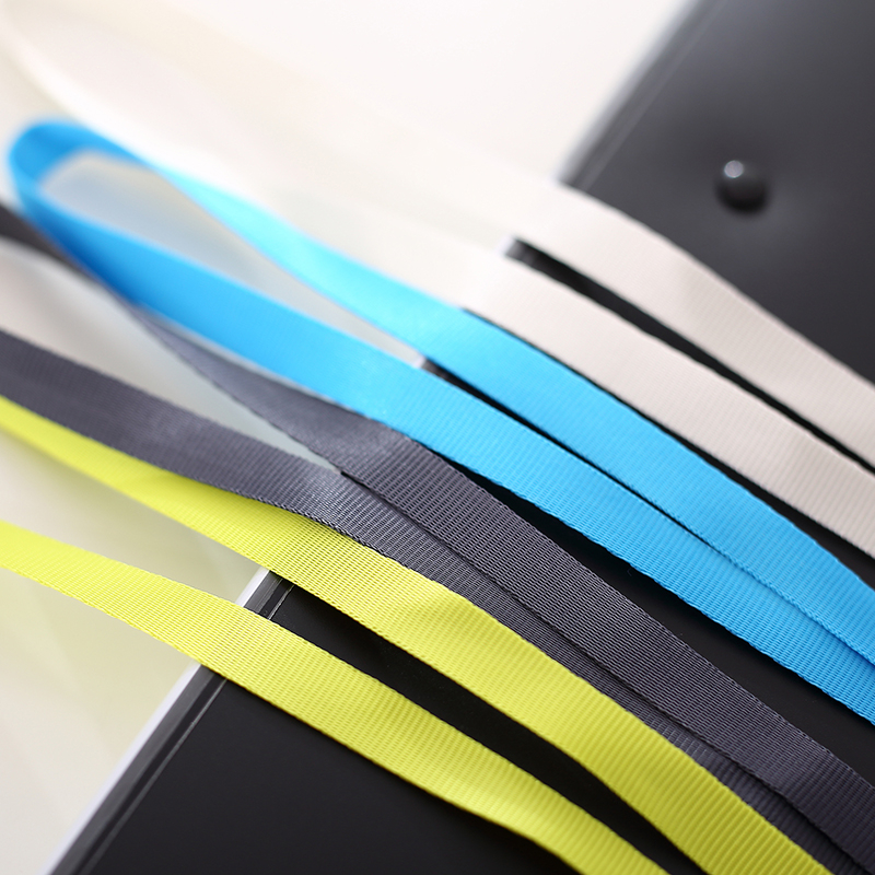 Bảng tên mica dọc