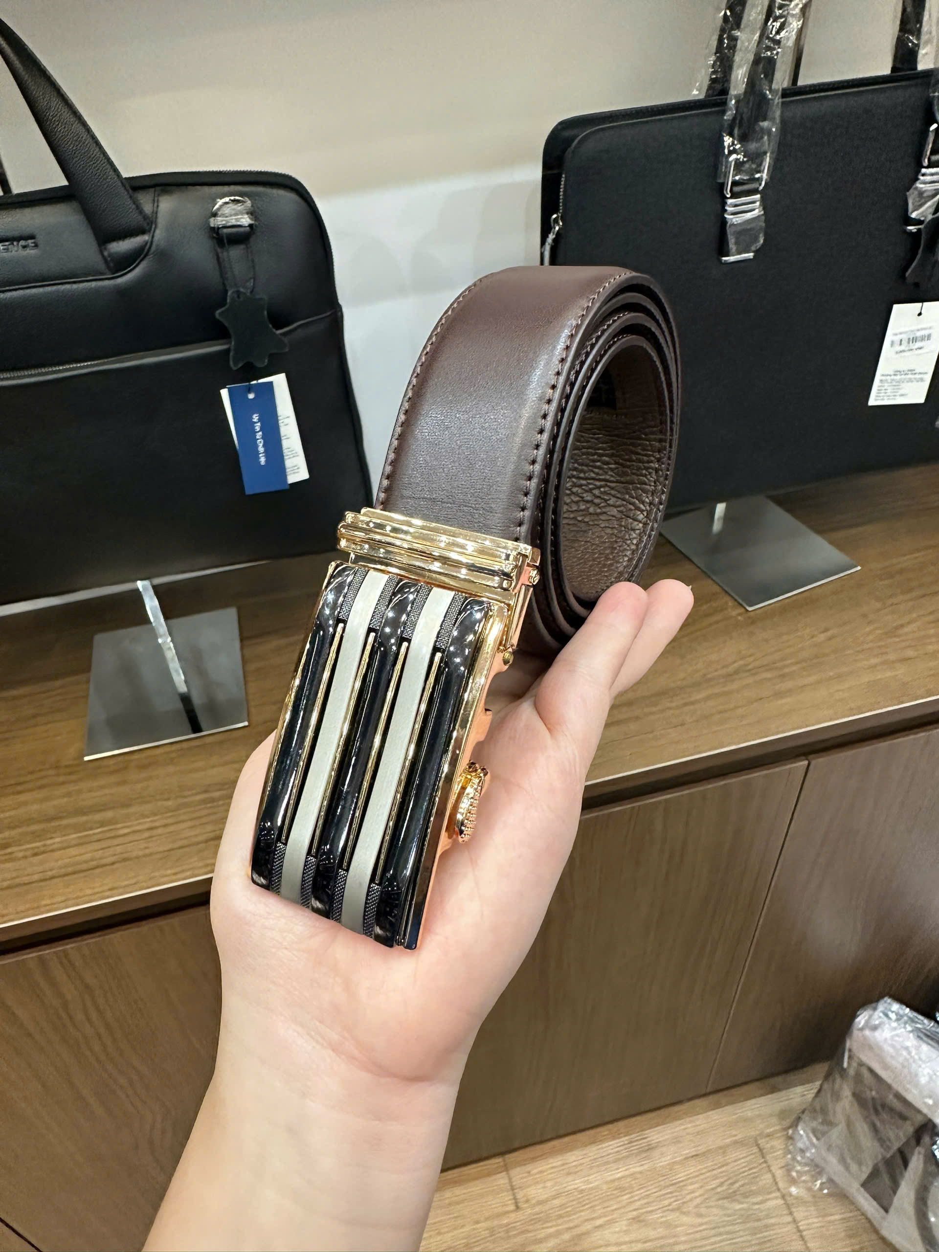 Thắt Lưng Da Nam Dây Lưng Chính Hãng GENCE LG53 Chất Liệu Da Bò Cao Cấp Màu Nâu