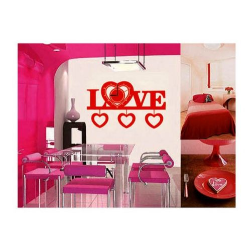 Đồng hồ decal chữ love DH24
