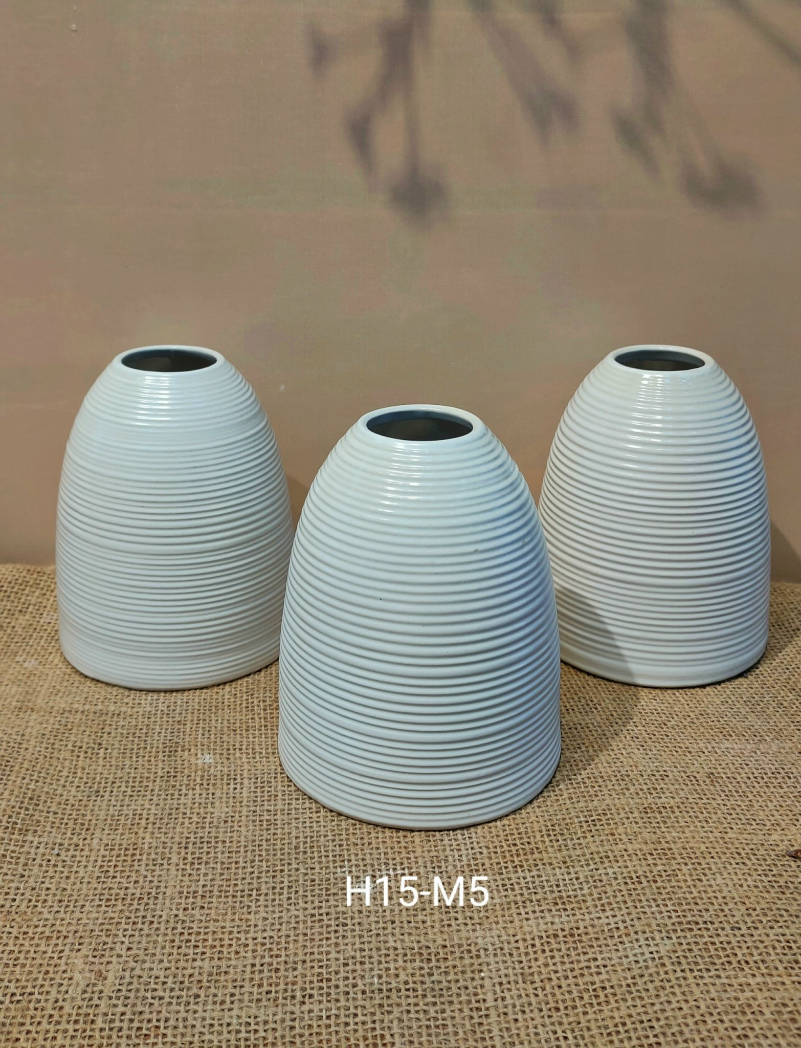 Bình hoa lọ hoa decor trang trí gốm sứ Bát Tràng cao 15cm