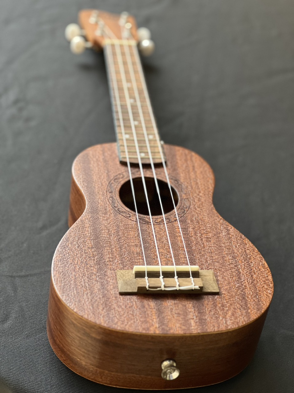 Đàn Ukulele soprano Vines UK21-30- Hàng nhập khẩu