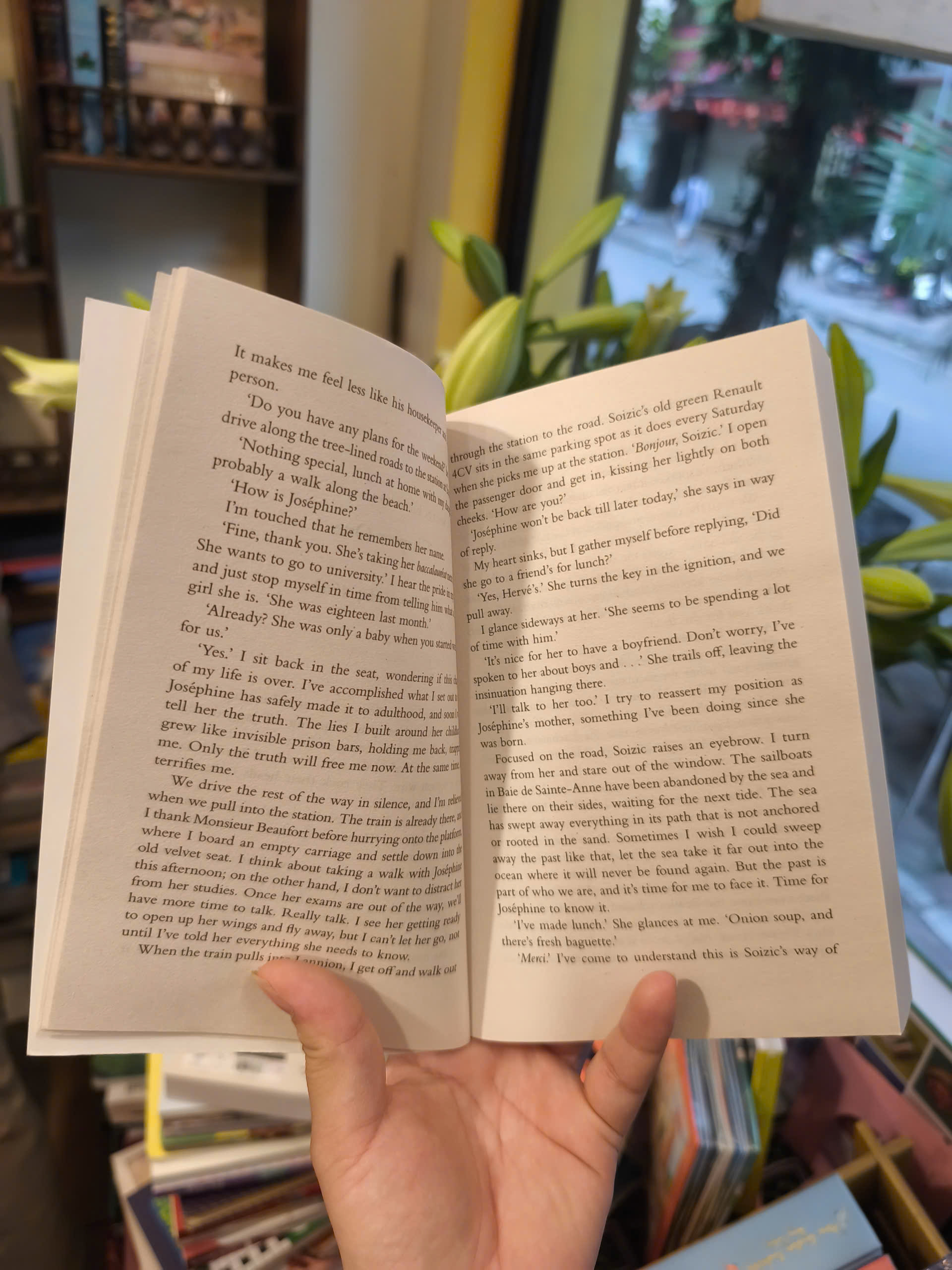 Sách - The Last Hours in Paris by Ruth Druart | Historical Fiction / Romance / Ngoại văn Nhập khẩu