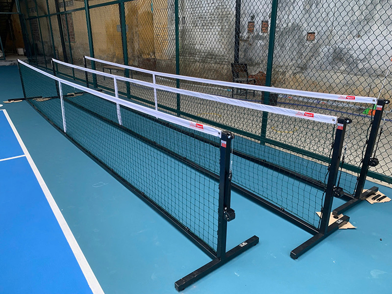 Trụ pickleball Vifa 303701P nặng 20kg, kích thước thép hộp vuông 40*40cm, đạt tiêu chuẩn,dễ dàng tháo lắp khi cần thiết