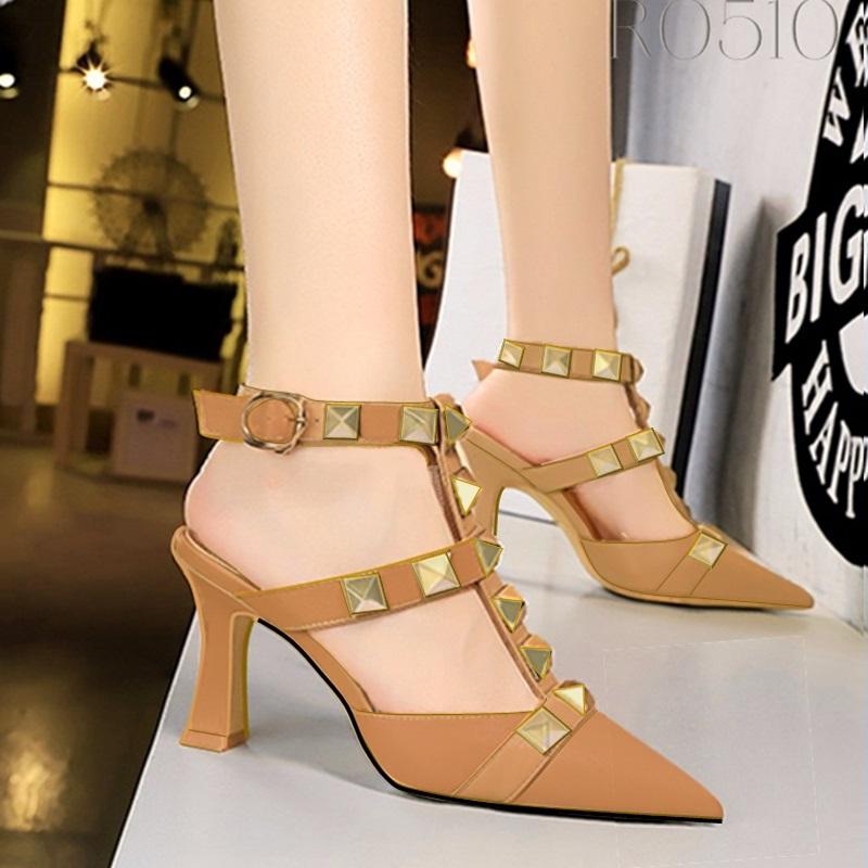 Giày sandal nữ cao gót 6 phân hàng hiệu rosata đẹp hai màu đen nâu ro510