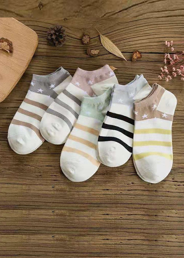 Bộ 5 Đôi Tất Vớ Nữ Kẻ Sọc Chất Đẹp - RS08