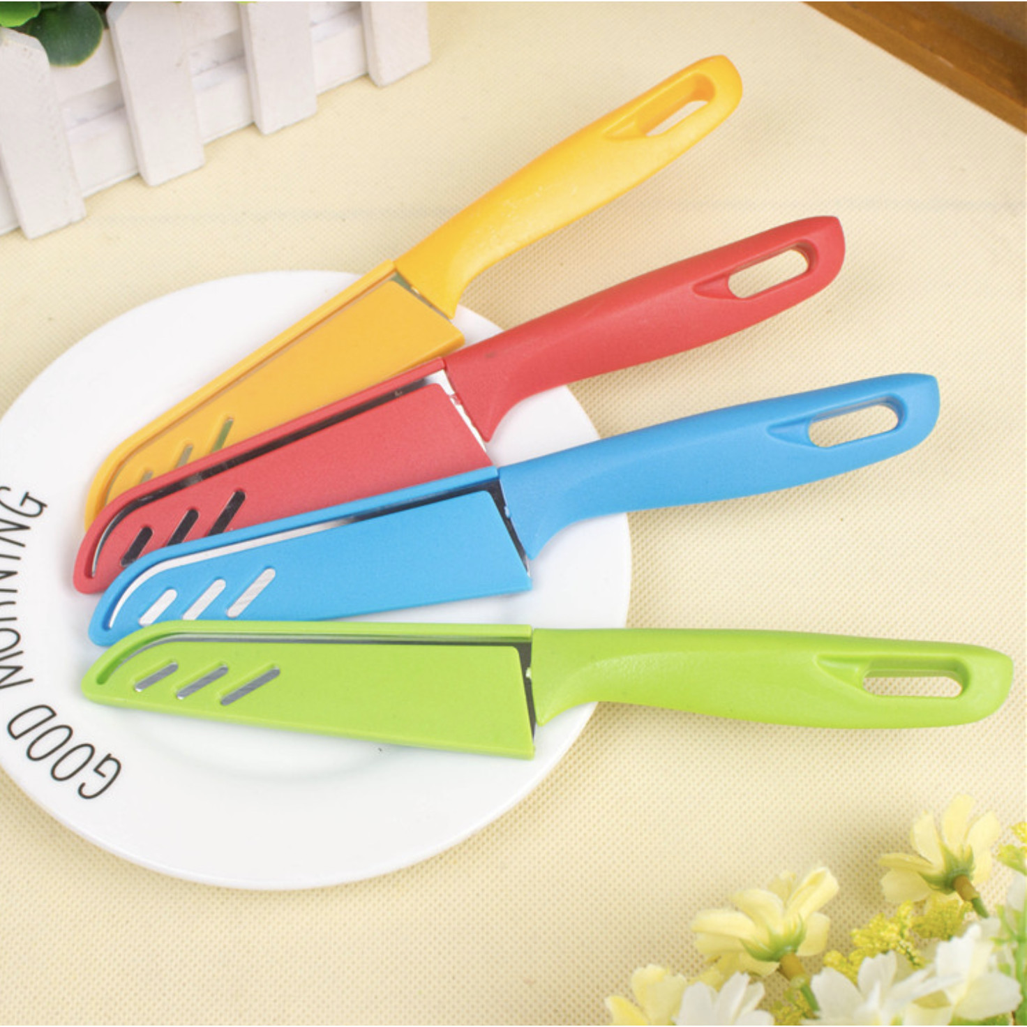 Dao gọt hoa quả nhà bếp tiện dụng