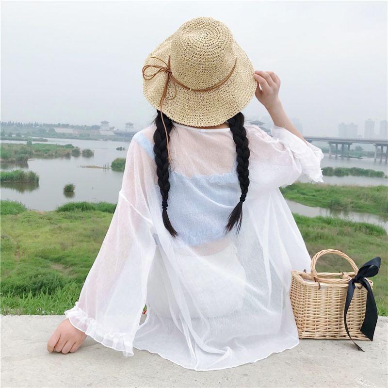 Áo khoác voan mỏng đi biển tay bèo