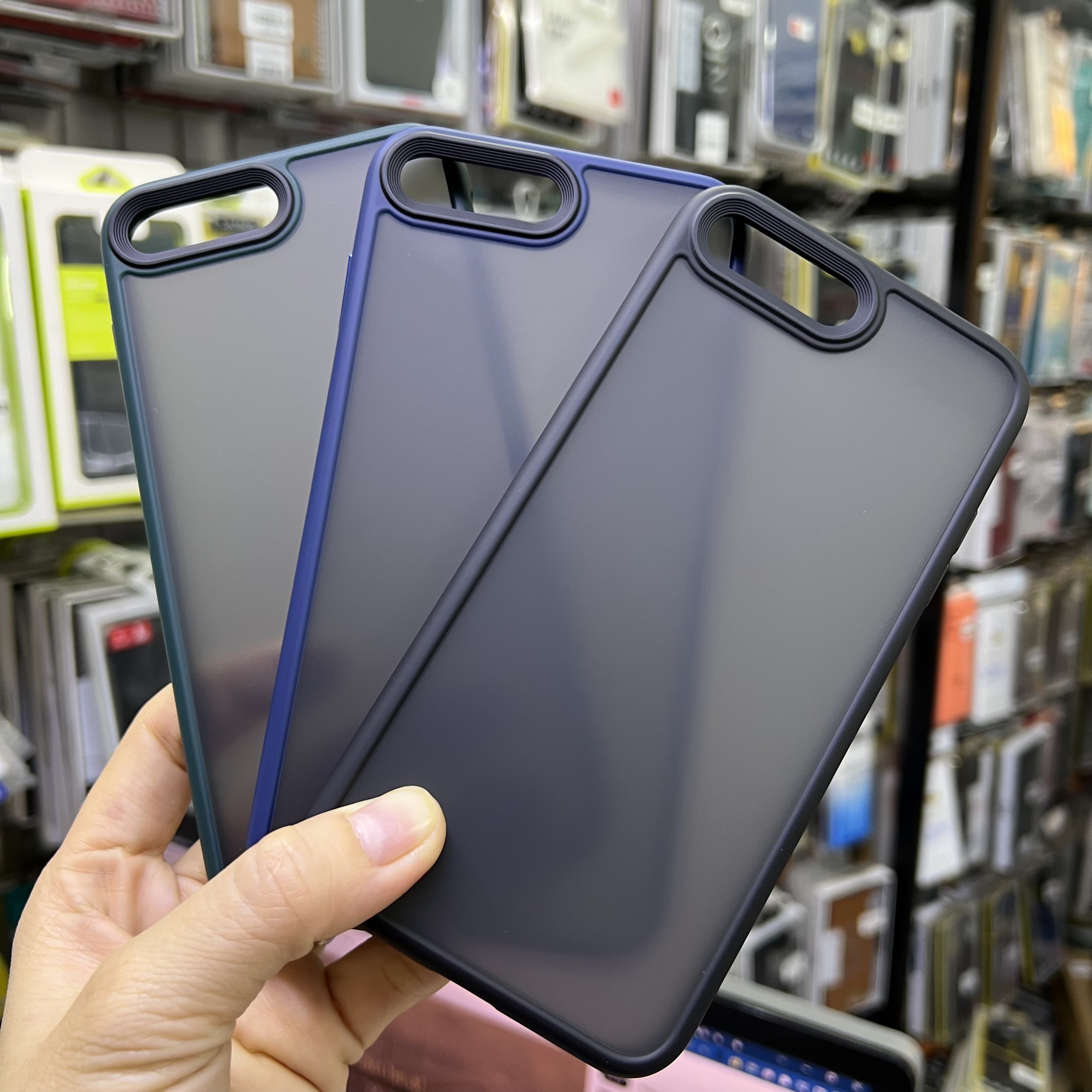 Ốp lưng dành cho iPhone 8 Plus Likgus lưng nhám chống sốc tốt- Hàng chính hãng