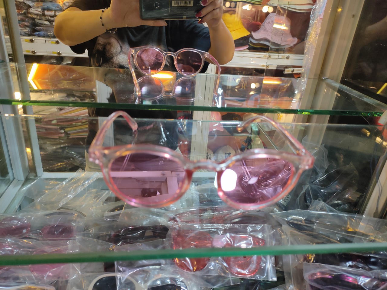 Kính mát thời trang