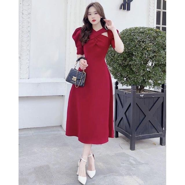 Đầm dự tiệc xoè ngực nhún cổ chéo cách điệu