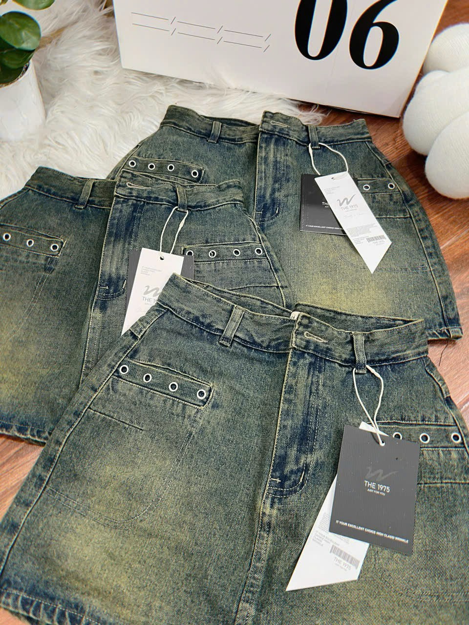 Chân váy chữ a dáng ngắn Cun Fashion chất liệu jean cotton dày dặn,size S/M/L chuẩn form, kèm lót trong thời trang MQC5