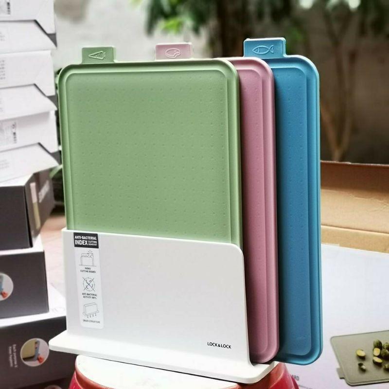 Bộ 3 Thớt Nhựa Kháng Khuẩn Kèm Giá Đỡ Cao Cấp CSC251