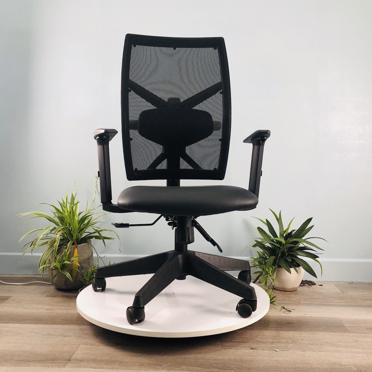 Ghế Làm Việc Chân Xoay AMA-BUDGET EXACT-01