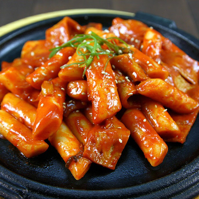 Sốt Nấu Bánh Gạo Cay Ngọt Tokbokki Beksul Gói 150g - Nhập Khẩu Hàn Quốc