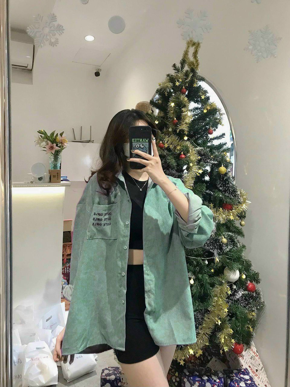 Áo sơ mi nhung gân có túi unisex nam nữ đều mặc đc, Áo Khoác Sơ Mi Nhung Gân Túi Đắp 2 Bên, Form Rộng Phối Nút BẤM Cực Đẹp Unisex Nam Nữ Ulzzang, Áo khoác Nữ Nhung Siêu Đẹp