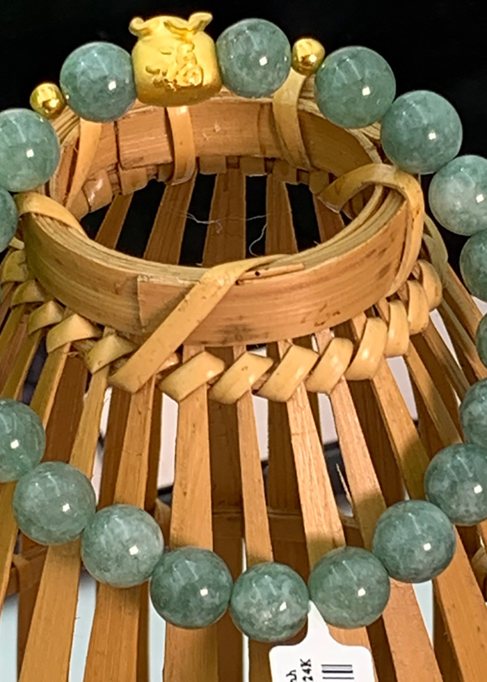 Vòng Đá Thạch Anh Xanh Ngọc Charm Túi Tiền Vàng 24K
