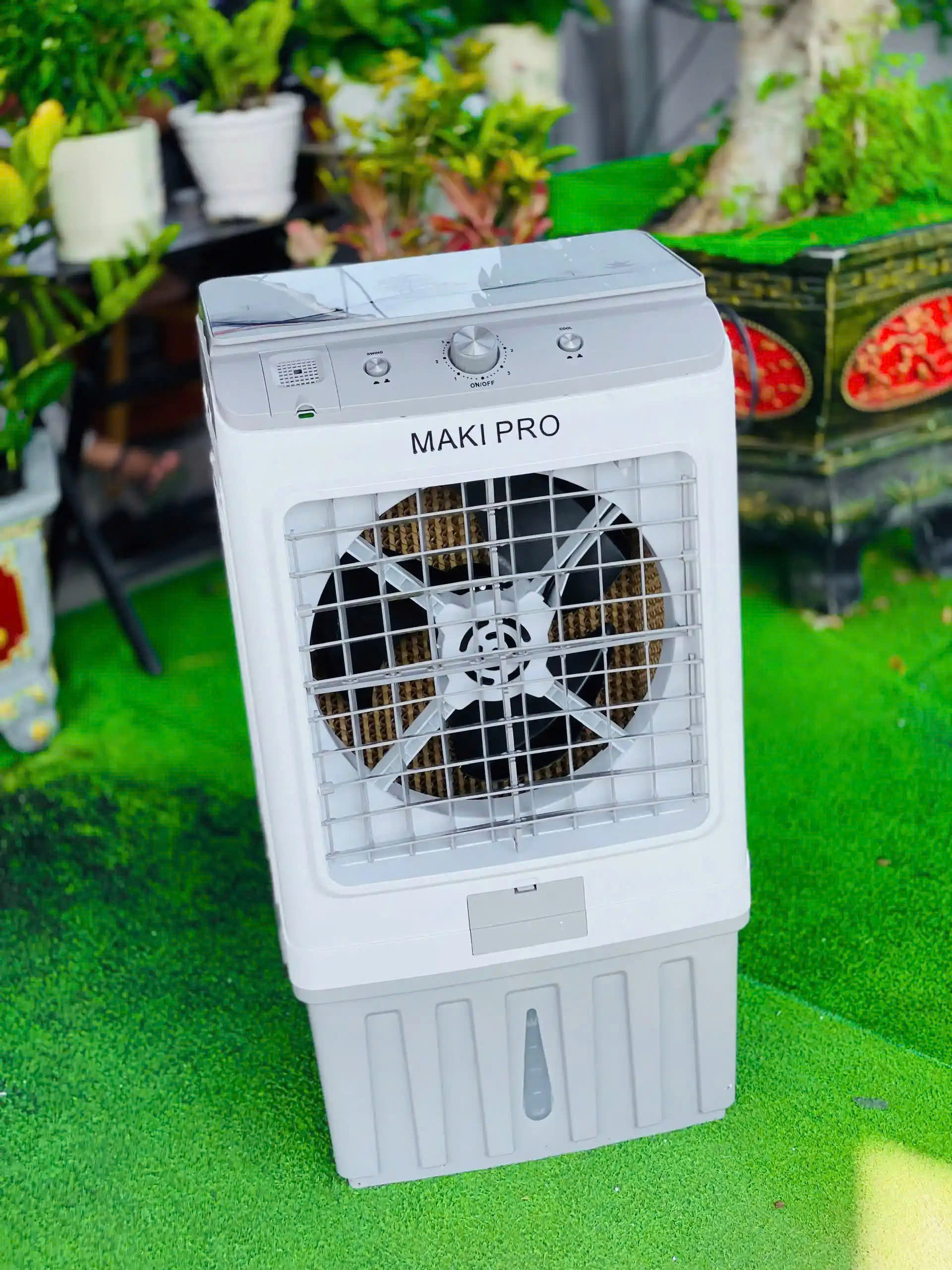 Quạt Hơi Nước MAKI PRO QF35 Dung Tích 40 Lít Công suất 130W 4 Bánh Xe Di Chuyển Diện Tích Làm Mát Đến 40m2 hàng nhập khẩu