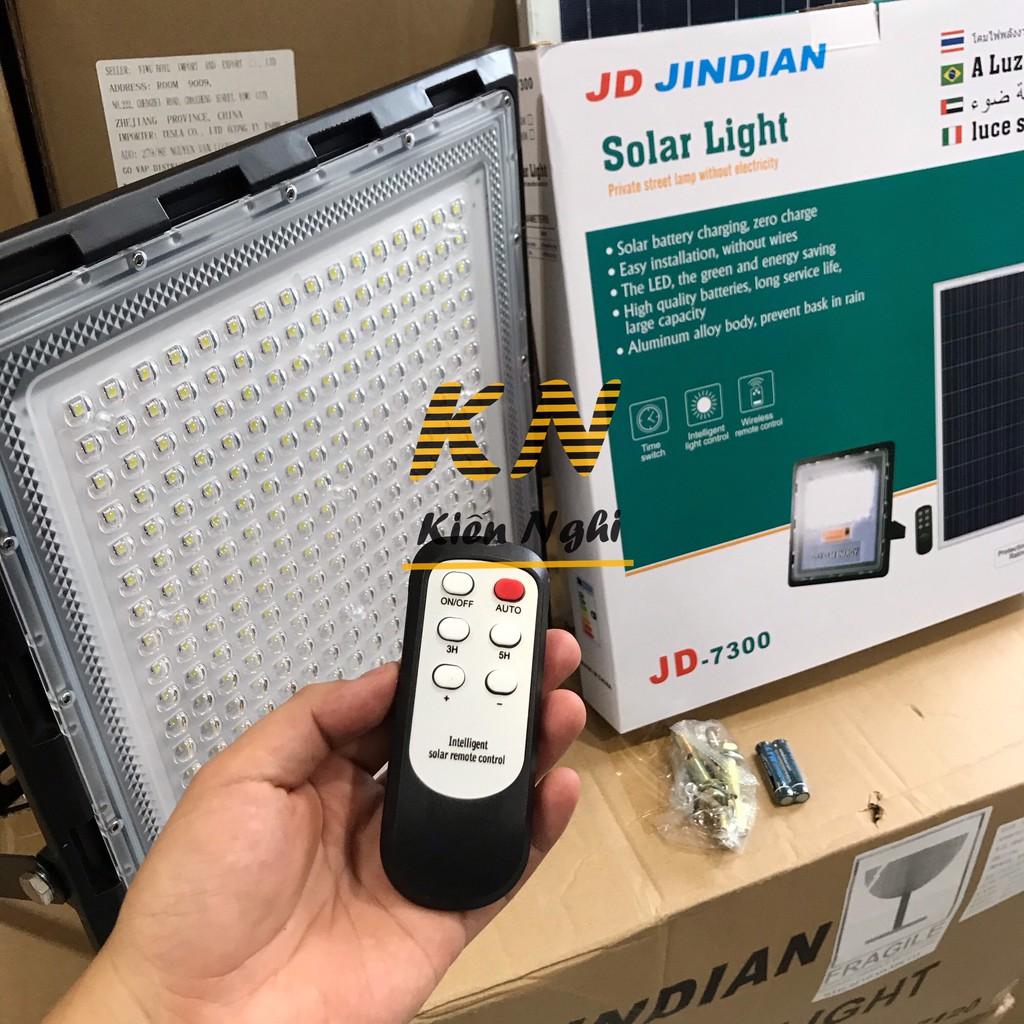 JD-7300 ĐÈN NĂNG LƯỢNG MẶT TRỜI CHỐNG CHÓI JD JINDIAN 300W MẪU MỚI 2021 CÓ ĐÈN BÁO MỨC PIN