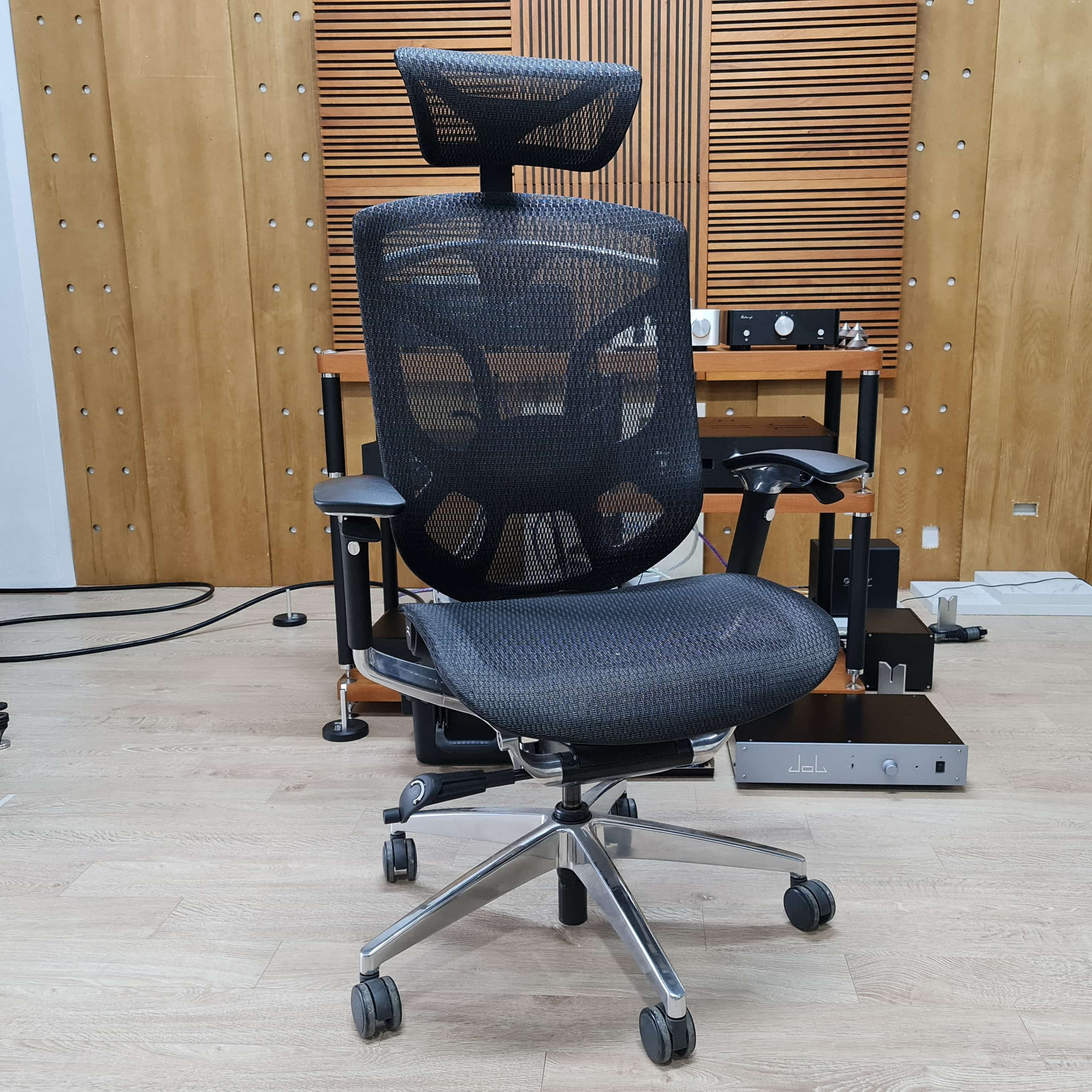 Ghế lưới văn phòng Ergonomic GTChair Dvary Butterfly