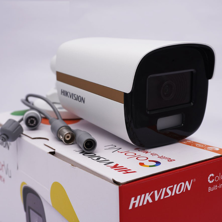 Camera HDTVI ColorVu 2MP tích hợp mic HIKVISION DS-2CE10DF3T-FS hàng chính hãng