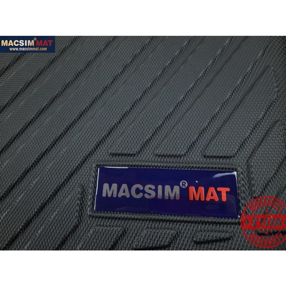 Thảm lót cốp xe ô tô Suzuki Swift nhãn hiệu Macsim chất liệu TPV hàng loại 2