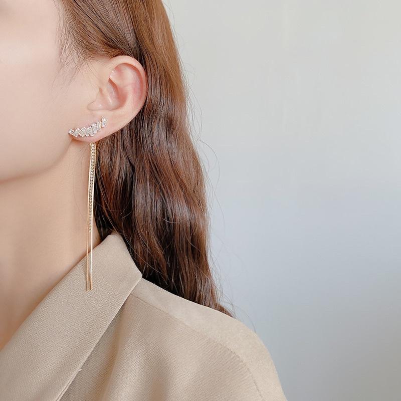Khuyên tai bông tai nữ dự tiệc sang chảnh đẹp đá Zircon sáng Ring House