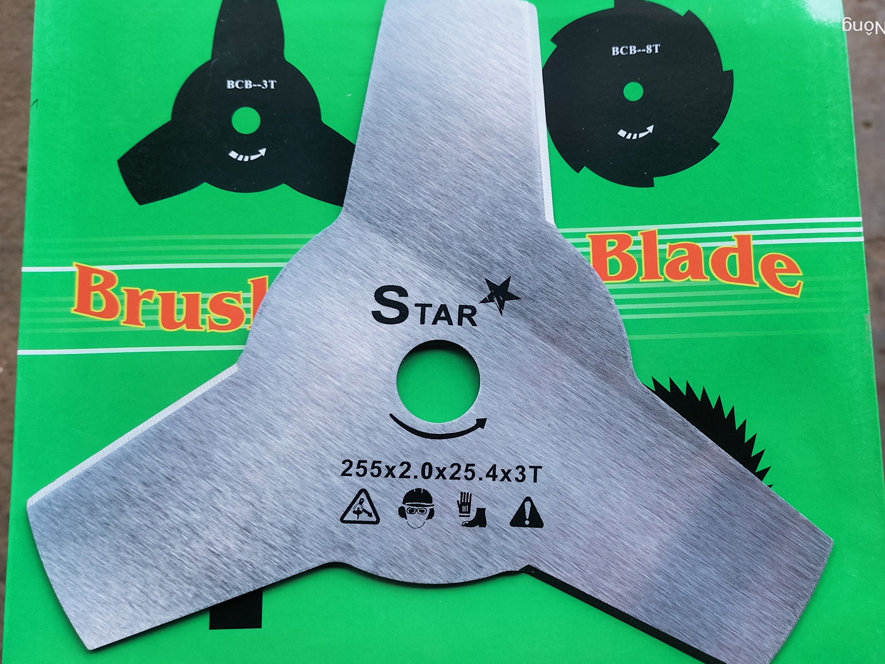 Lưỡi dao cắt cỏ 3 cạnh 3T x 2.0 hiệu STAR chất lượng tốt